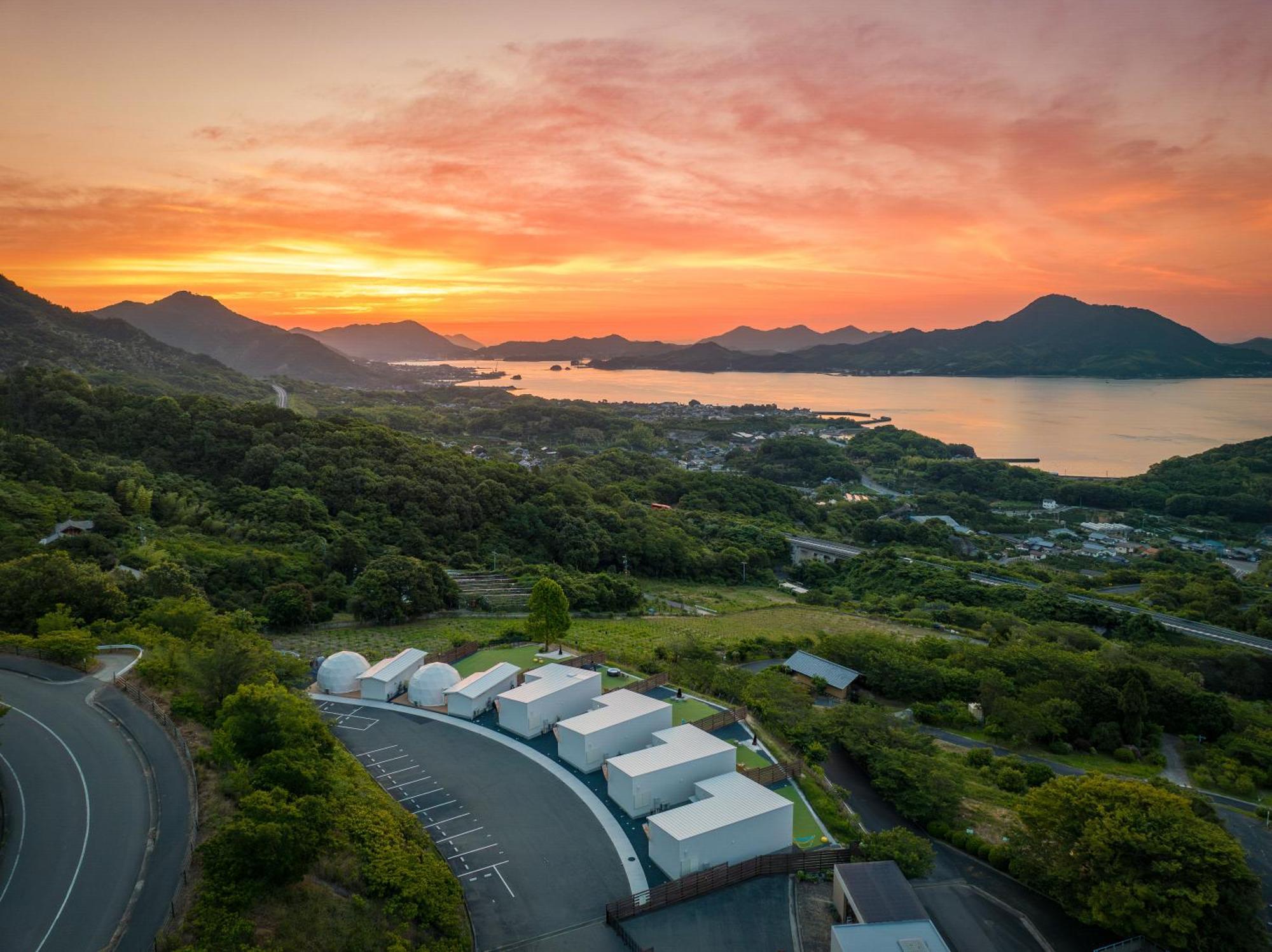 Lemon Farm Glamping Simanami Onomichi Exterior foto